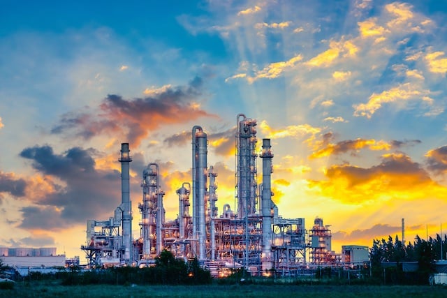 Product Focus – INCOLOY Alloy 825 | View of a Oil rig