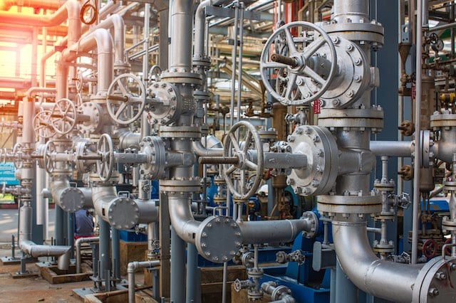Inside of a chemical plant | FAQs You Need to Ask When Buying Inconel Alloy C-276