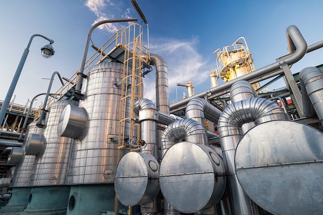 Heat-resistant superalloys and their applications