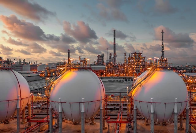 Key Features and Applications of Nickel 200 Tube and Pipe