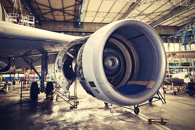 Jumbo Jet Engine Picture